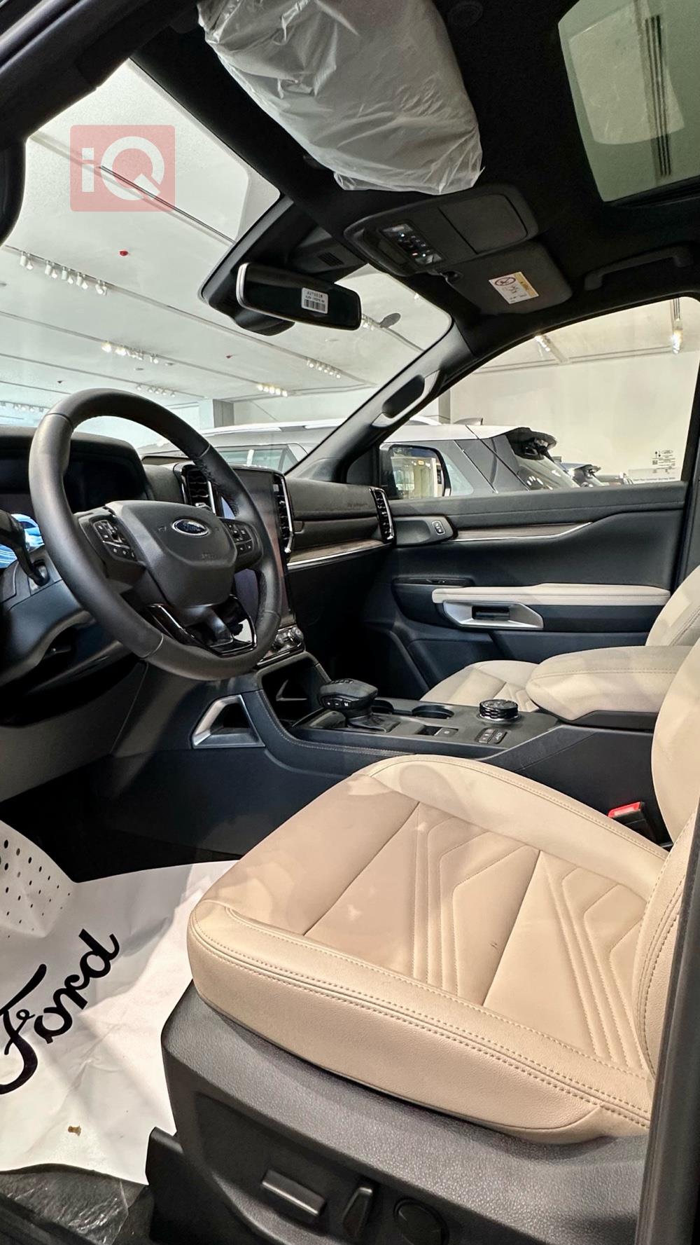 فورد للبيع في العراق